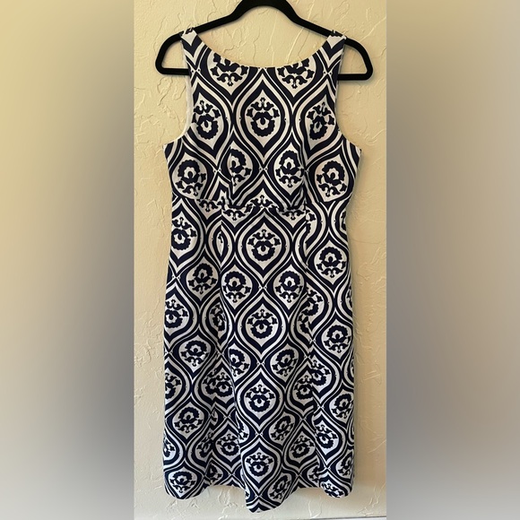 Boden Dresses & Skirts - BODEN Elegant Navy and White Patterned Dress. Size 14